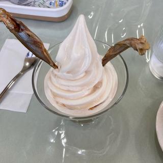 シシャモソフトクリーム