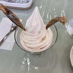 シシャモソフトクリーム