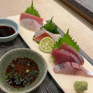 刺身盛り合わせ(小)