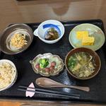 朝食