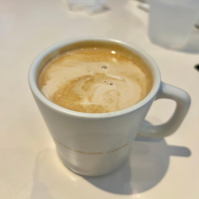 カフェラテ（HOT）(The Meat Locker STEAK & CAFE -Makuhari- ザ・ミートロッカー ステーキ&カフェ 幕張)