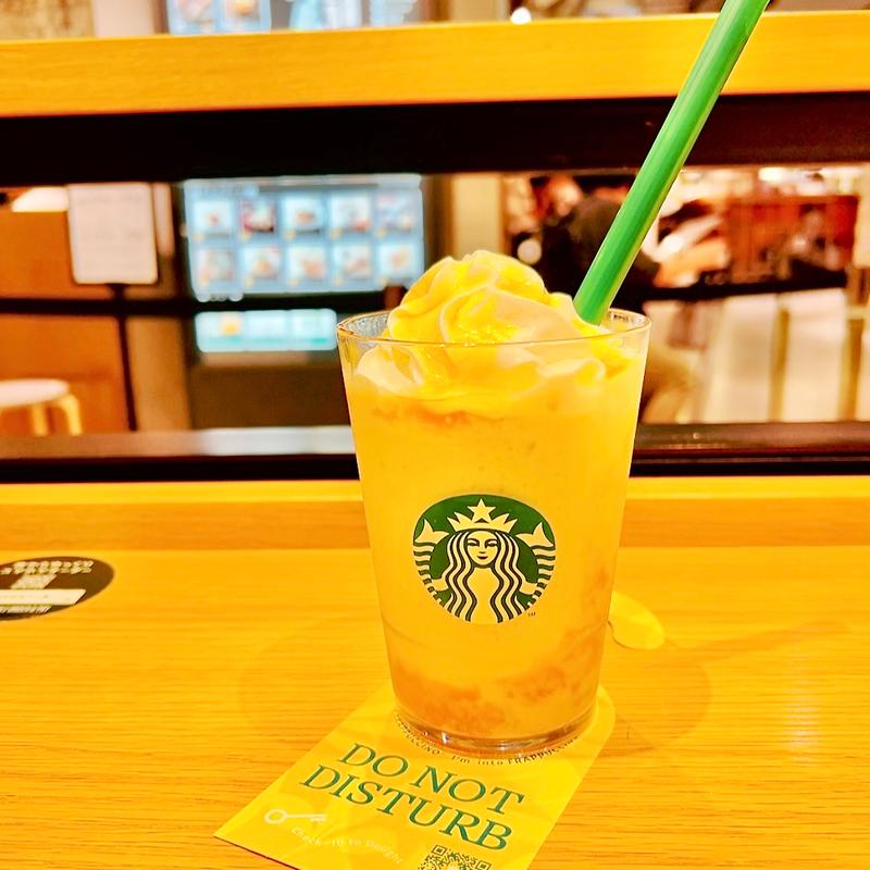 オリエンタル マンゴー & ティー フラペチーノ(スターバックス コーヒー 阪神梅田本店 地下2階店)