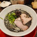 黒もとなり