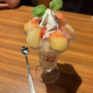 ピーチパフェ