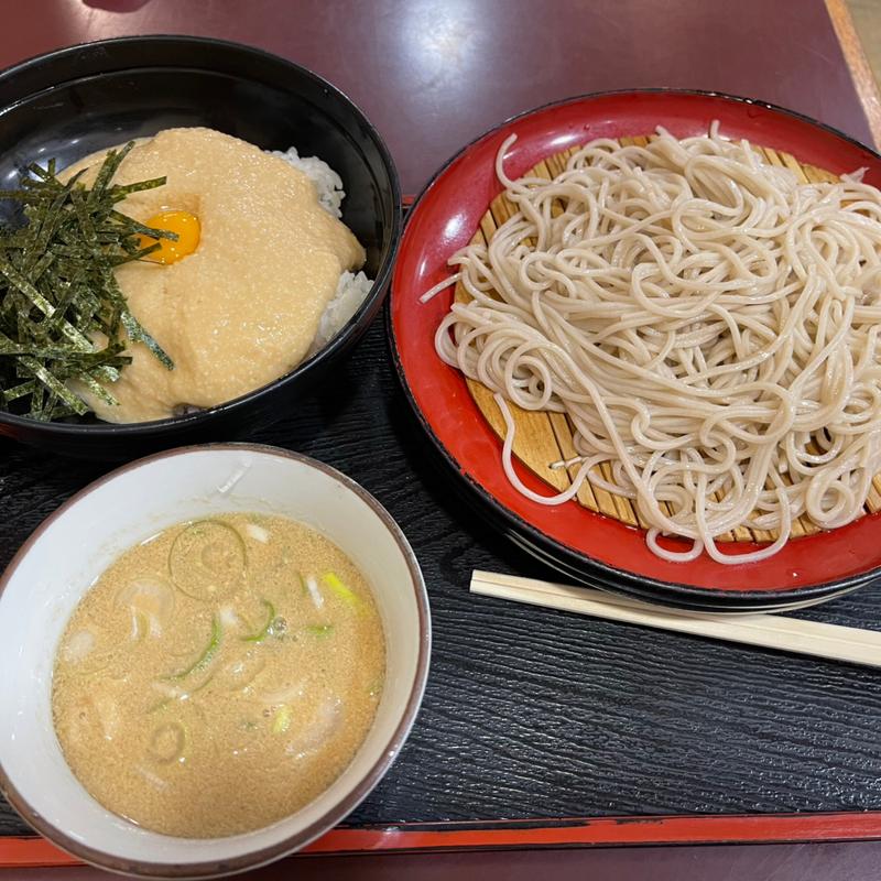 ごまじるせいろとやまかけ丼セット(追分蕎麦 初台庵)