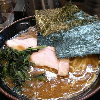 ラーメン(王道家直系 家系ラーメン がく)