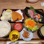 アジフライとお刺身の定食