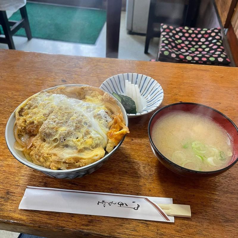 カツ丼定食(花とく)