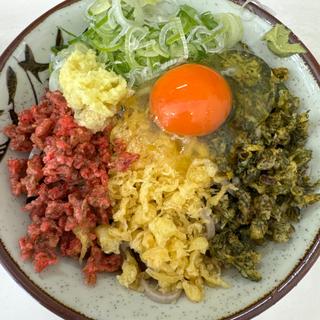 信号機そば(たぬき)