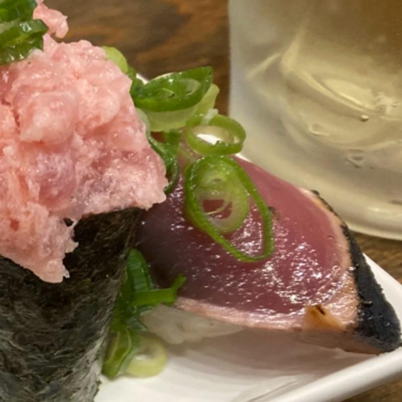 カツオにぎり(立ち呑み 本まぐろ大船団)