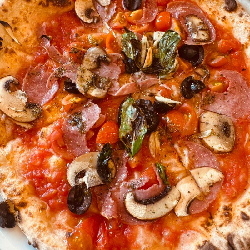 ポポロ(ソロ ピッツァ ジンガラ （SOLO PIZZA ZINGARA）)