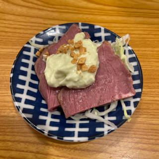 お通し　ローストビーフ