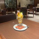 パッションフルーツパフェ(京都洋食 ムッシュいとう)