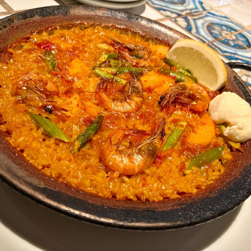 今月のパエリア(LA BODEGA)