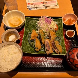 鰹の梅はさみ揚げ定食