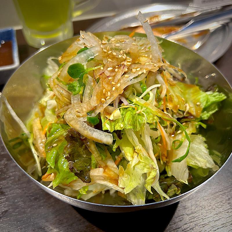 サラダ(炭火とんちゃん 八太郎)