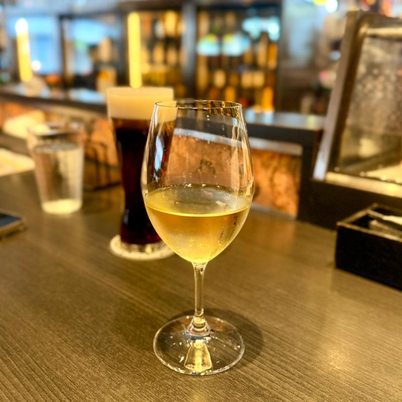 ジジーノ(ステーキ＆ワイン 371BAR ‐サンナナイチバル‐ 新宿三丁目)