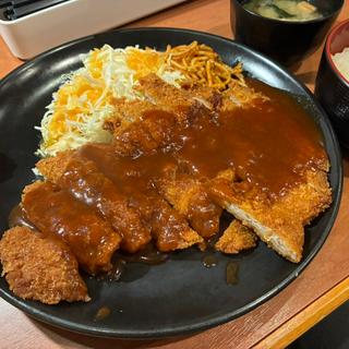 大判とんかつ定食