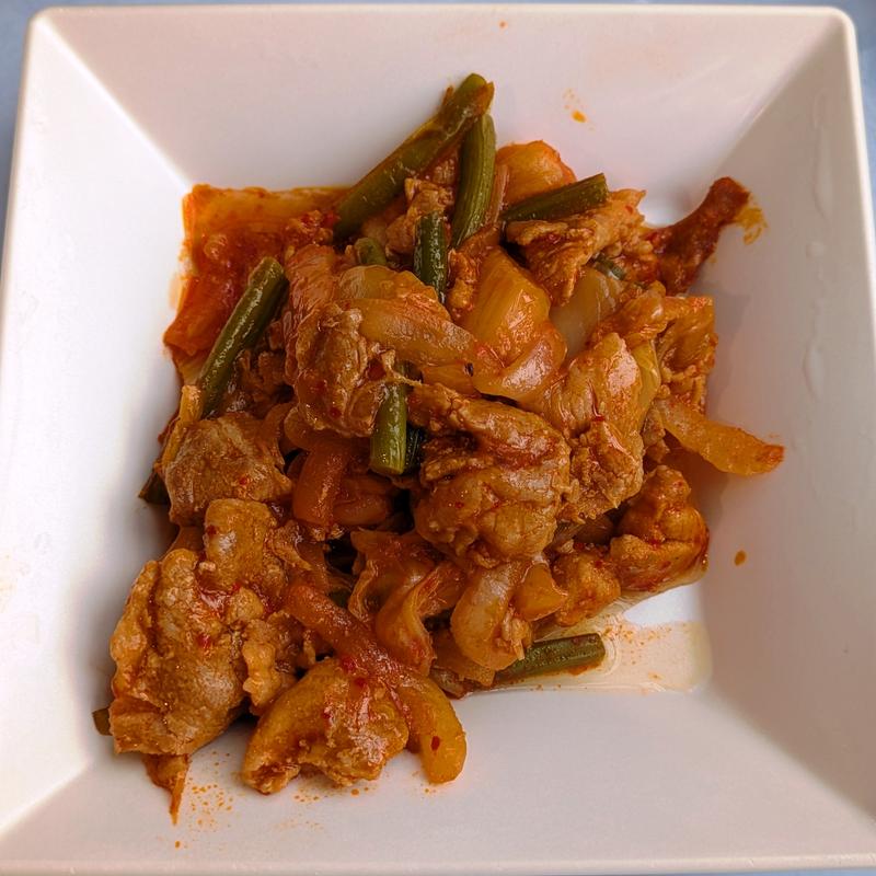 スタミナ豚キムチ炒め(東京科学大学つばめ生協すずかけ台食堂)