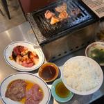 レバハツ定食