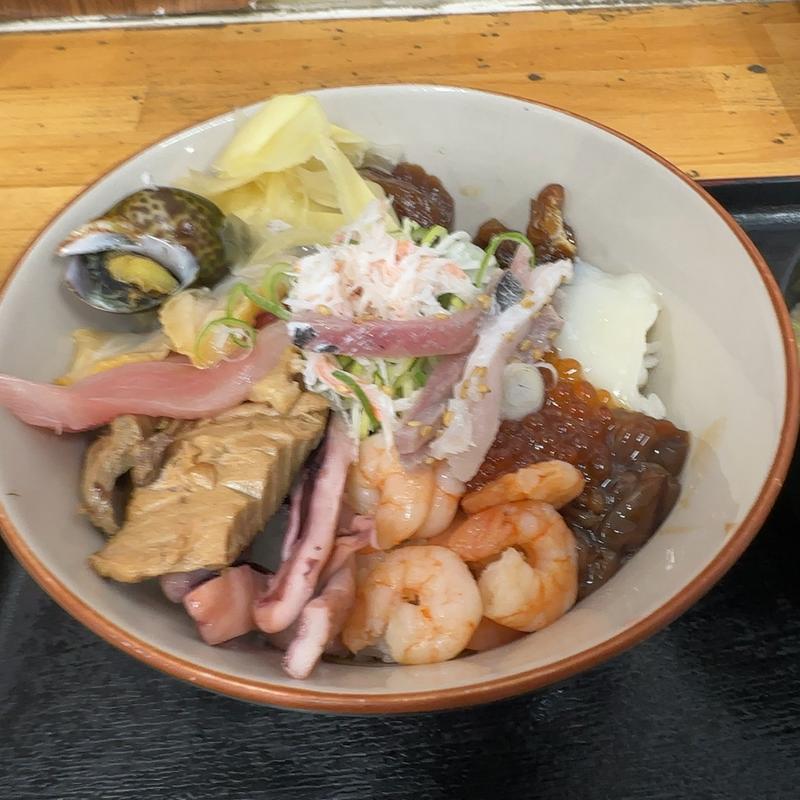 海鮮丼(山芳亭 )