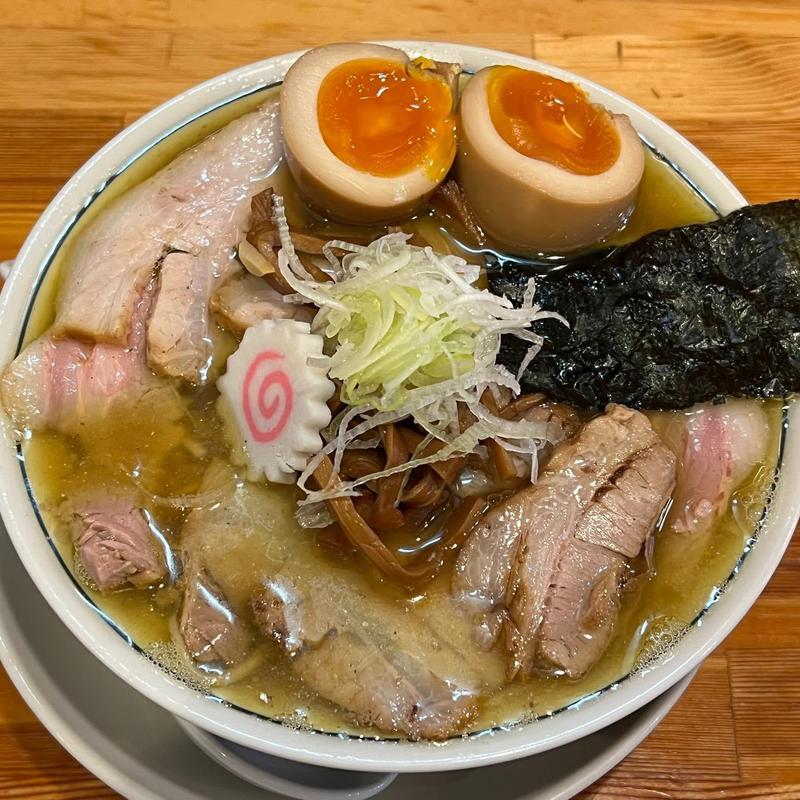 味玉チャーシュー麺(there is ramen)