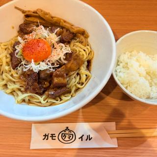 どて焼きまぜそば
