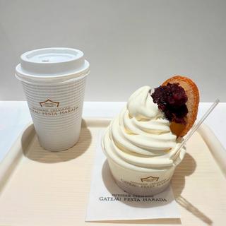 ソフトクリームデロワ あんこ コーヒーセット