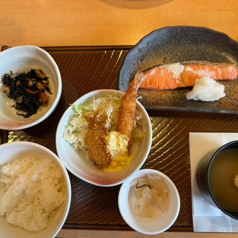 お好み和膳銀行鮭(ガスト 相模湖店 )