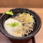 冷やしとろろそば(さがたに　新宿京王モール店)