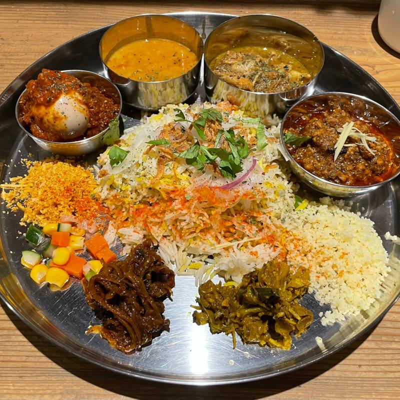 カレーあいがけ(アイランドフィールド)