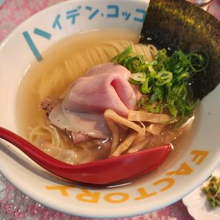 凛々しい鮮魚太刀魚×太刀魚節汐中華ソバ(らーめん凛々)