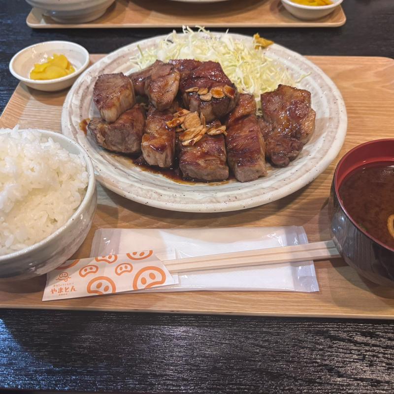 厚切りトンテキ定食 1.5倍(厚切りレアとんかつ やまとん 岡崎店)