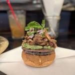 カルニタスバーガー