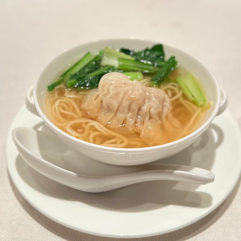 (重慶飯店 麻布賓館)