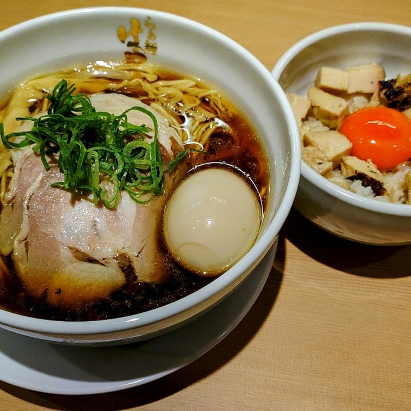 特製ラーメン(らぁ麺はやし田)