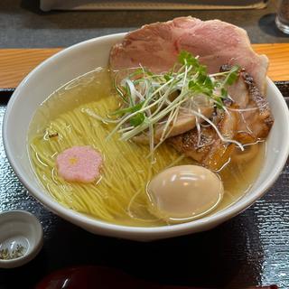 味玉肉そば塩(鶏出汁中華そば 珀寛流)