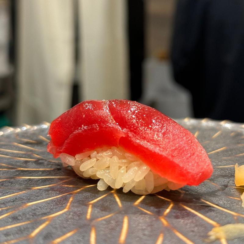 赤身(鮨 極 はなれ)