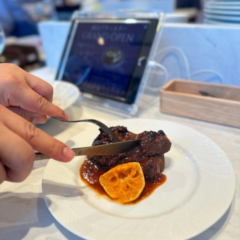 (赤白 ブラッスリー)