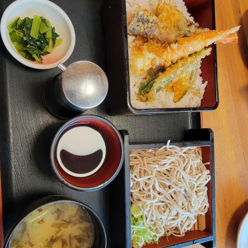 彩り天重(和食れすとらん天狗 西台駅前店)