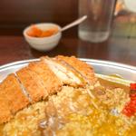 カレー＋カツ＋生玉子