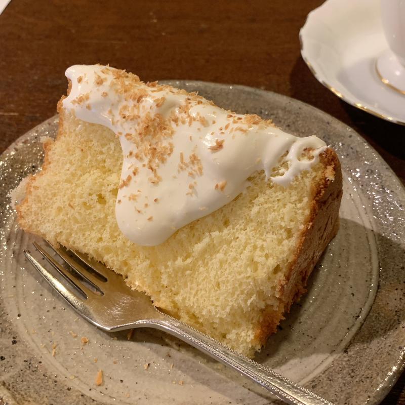 無添加のシフォンケーキ　ココナッツミルク(カフェ・グレ)