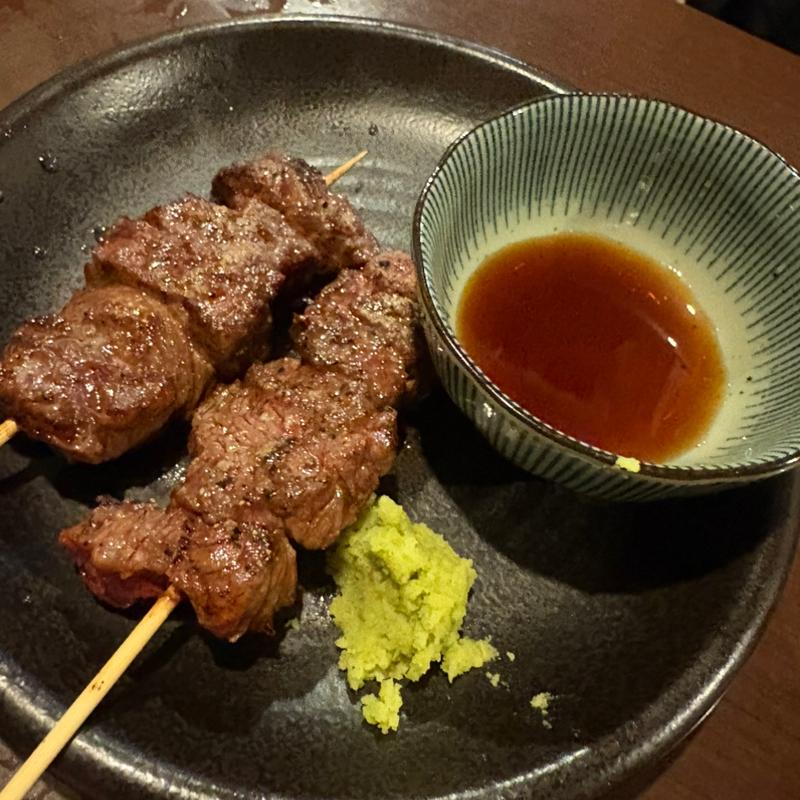 牛ハラミ串(もつ焼き煮込み 楓 南口店)