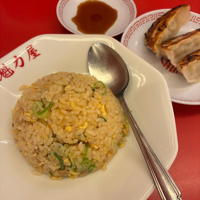 焼きめし餃子定食(京都北白川ラーメン魁力屋 狩場店)