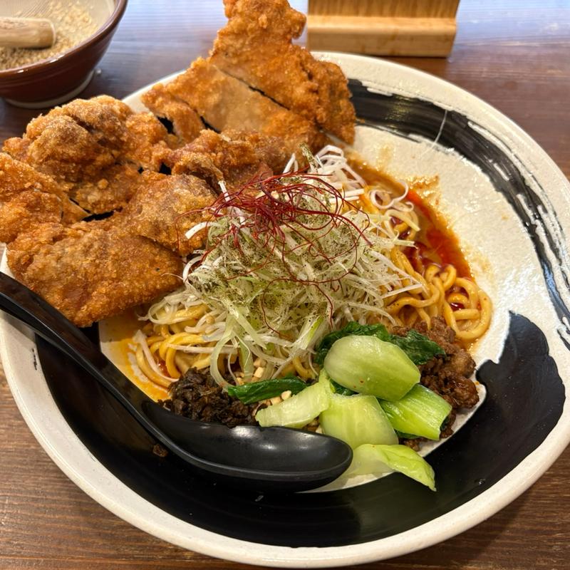 パイコー汁無し担々麺(四川担々麺 赤い鯨 赤坂店)