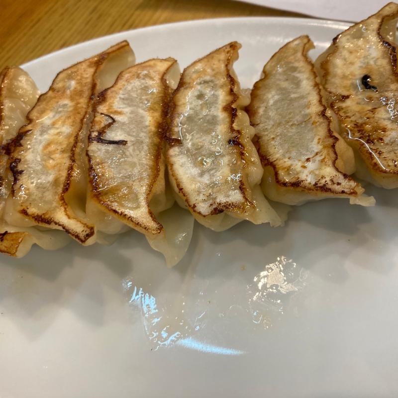 餃子(中央軒 なんばウォーク西店 （チュウオウケン）)