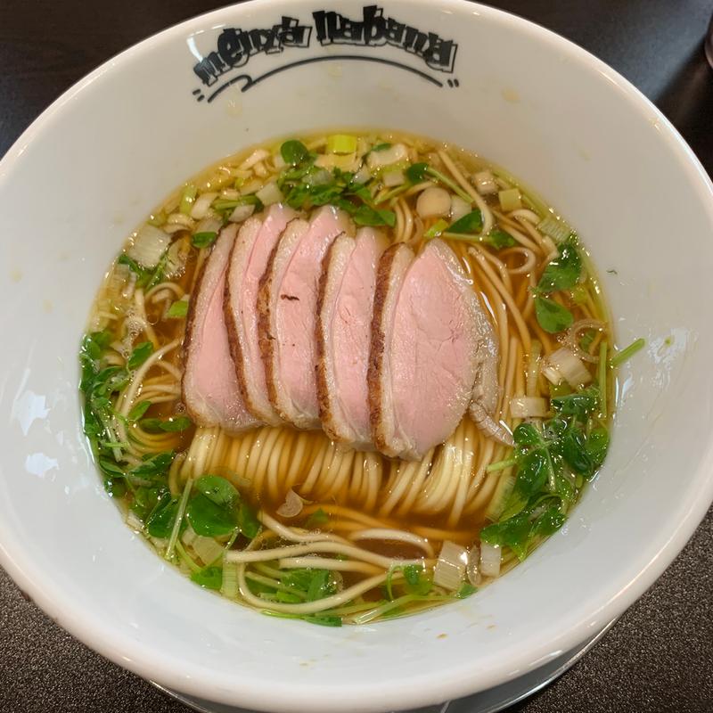 鴨と地鶏(麺屋 菜花奈 （メンヤ ナバナ）)