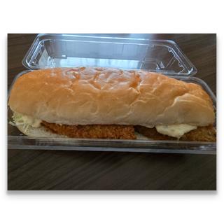 コッペパン 白身魚フライタルタルソース(スーパーベルクス 市川鬼高店)