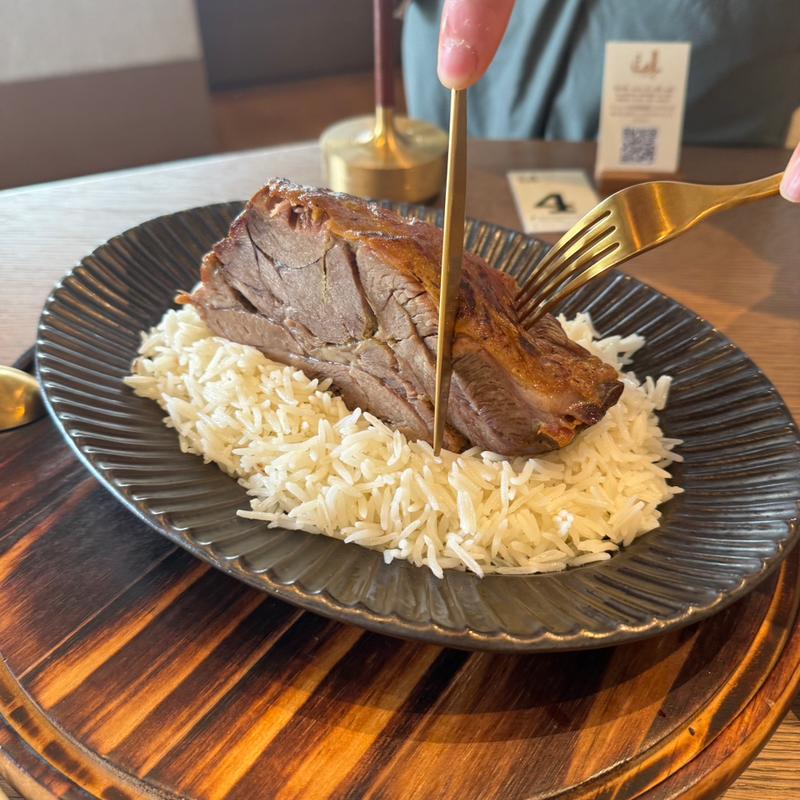 ハニース(IRTHレストラン)