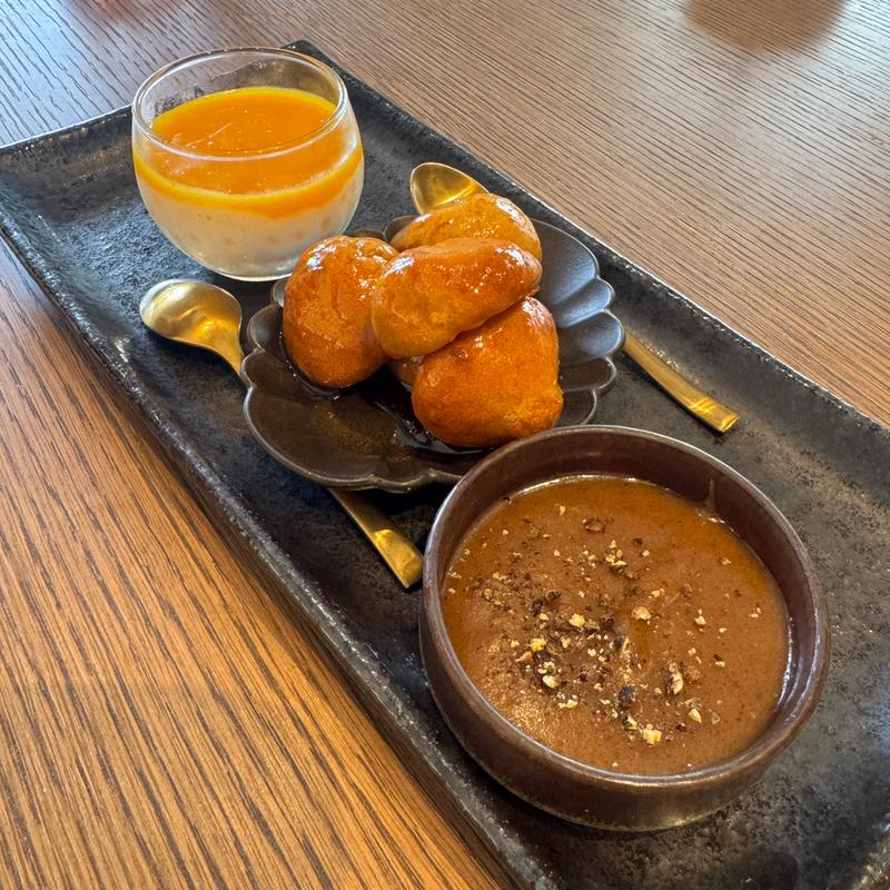 サウジトリオ(IRTHレストラン)